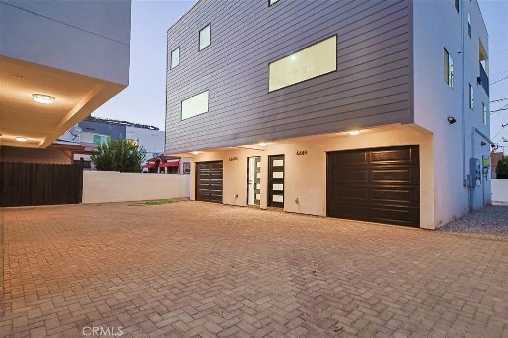 Photo of 4649 Pickford, Los Angeles, CA 90019 (MLS # BB25265966)