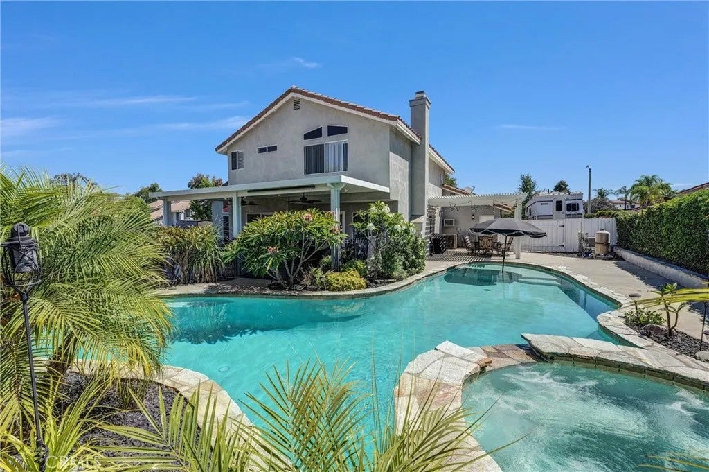 25417 CLOVER GLEN CIR