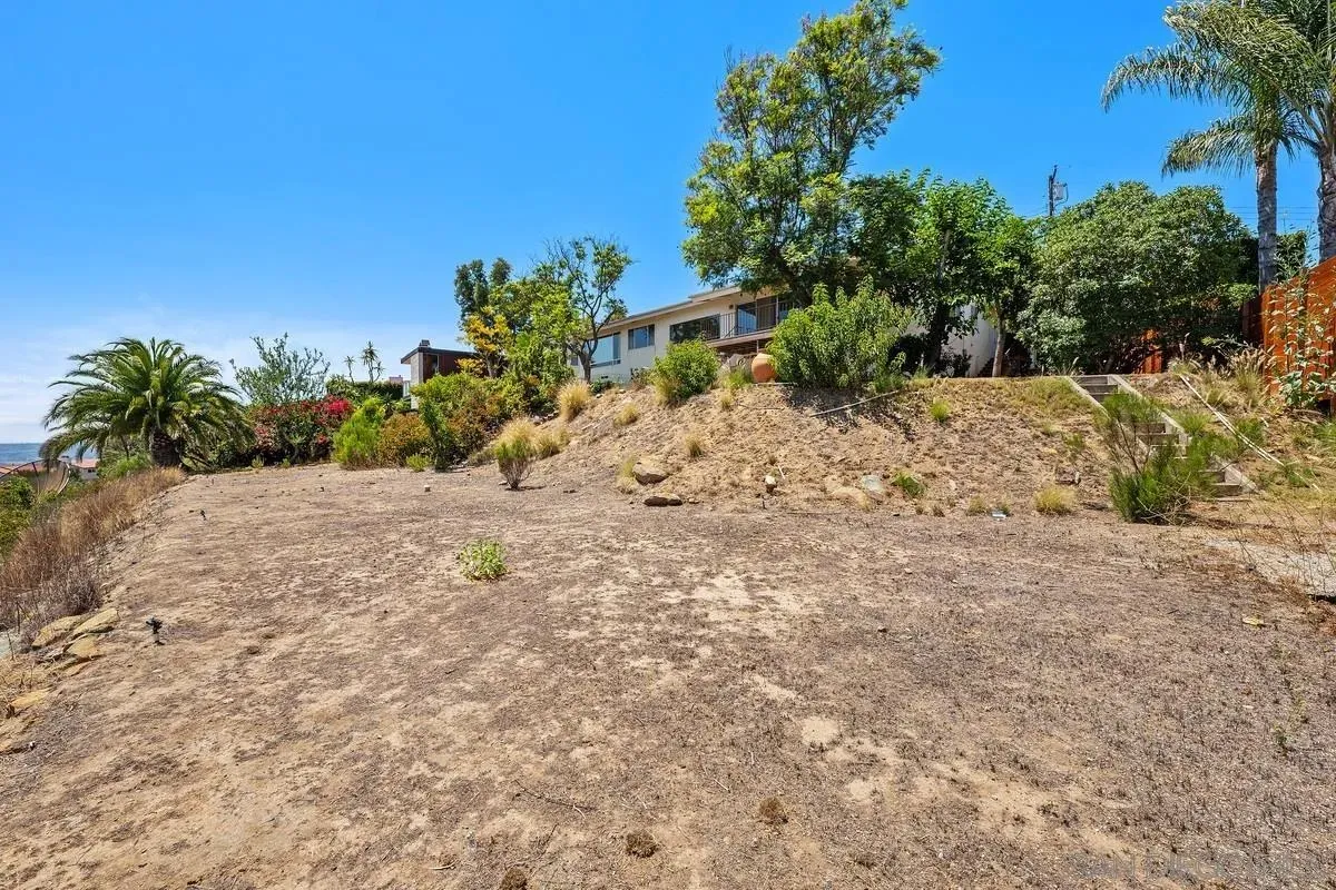 San Diego, California 92120, United States, 3 Bedrooms Bedrooms, ,2 BathroomsBathrooms,Residential,Active,167225