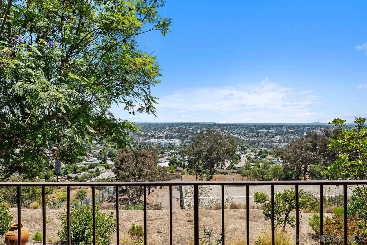 San Diego, California 92120, United States, 3 Bedrooms Bedrooms, ,2 BathroomsBathrooms,Residential,Active,167225