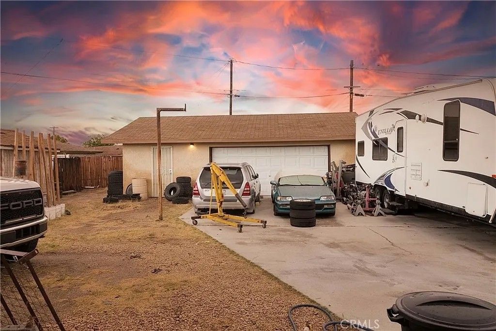 Photo of 34186 Woods Avenue, Barstow, CA 92311 (MLS # CV25273628)