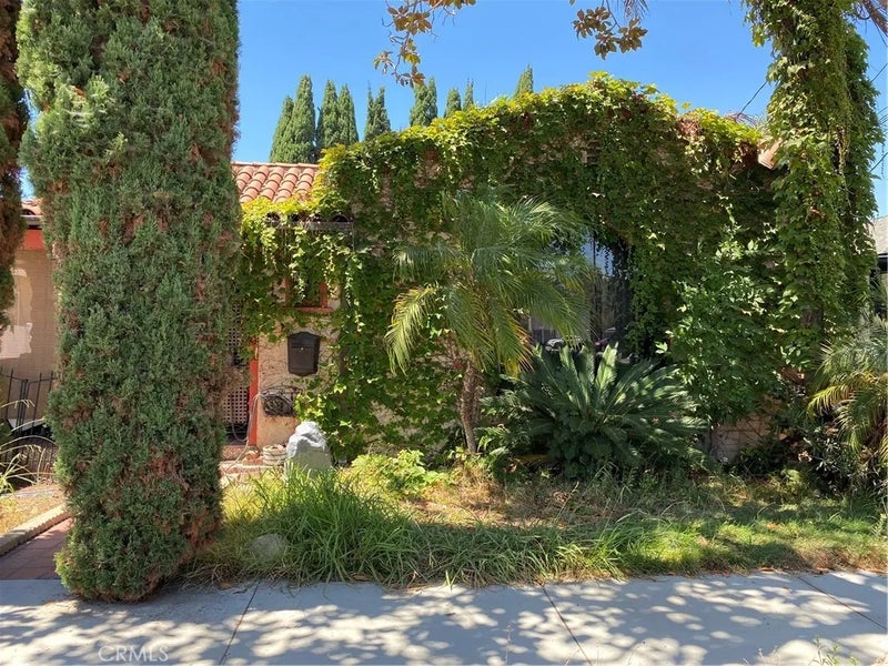 1371 Granada