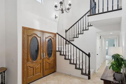 Tiny photo for 27641 Sutters Pointe Dr, Saugus, CA 91350 (MLS # SR25245417)