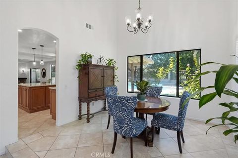 Tiny photo for 27641 Sutters Pointe Dr, Saugus, CA 91350 (MLS # SR25245417)