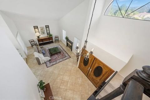 Tiny photo for 27641 Sutters Pointe Dr, Saugus, CA 91350 (MLS # SR25245417)