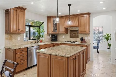 Tiny photo for 27641 Sutters Pointe Dr, Saugus, CA 91350 (MLS # SR25245417)