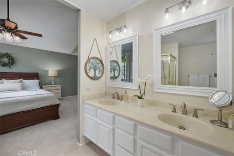 Tiny photo for 27641 Sutters Pointe Dr, Saugus, CA 91350 (MLS # SR25245417)