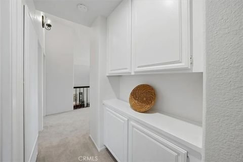 Tiny photo for 27641 Sutters Pointe Dr, Saugus, CA 91350 (MLS # SR25245417)
