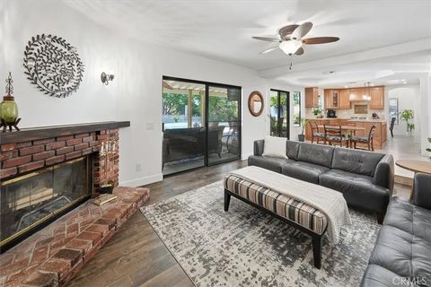 Tiny photo for 27641 Sutters Pointe Dr, Saugus, CA 91350 (MLS # SR25245417)
