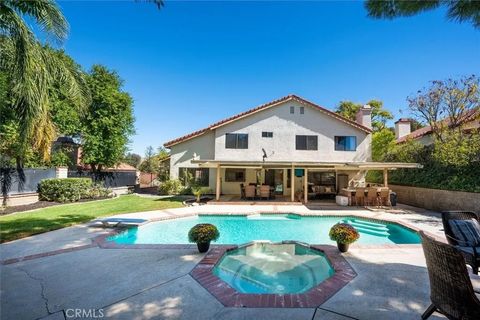 Tiny photo for 27641 Sutters Pointe Dr, Saugus, CA 91350 (MLS # SR25245417)