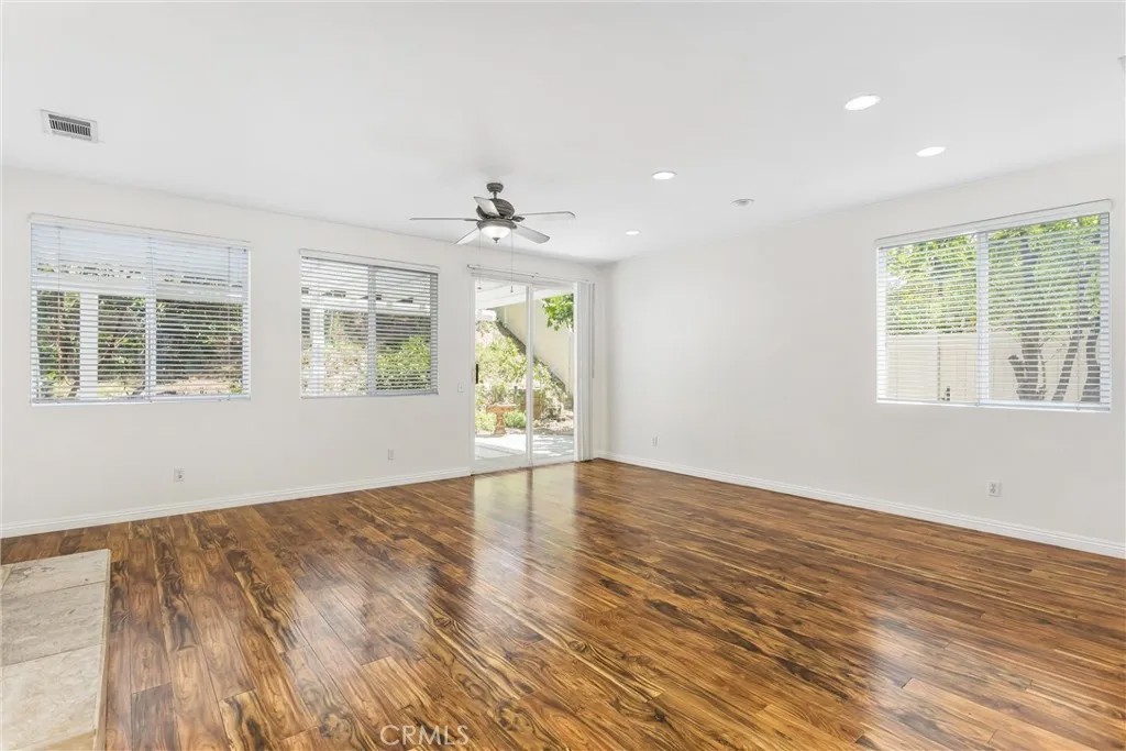 11733 Pactfield