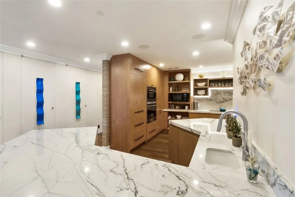 700 Front Street 2302