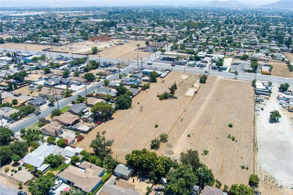 17848 Foothill