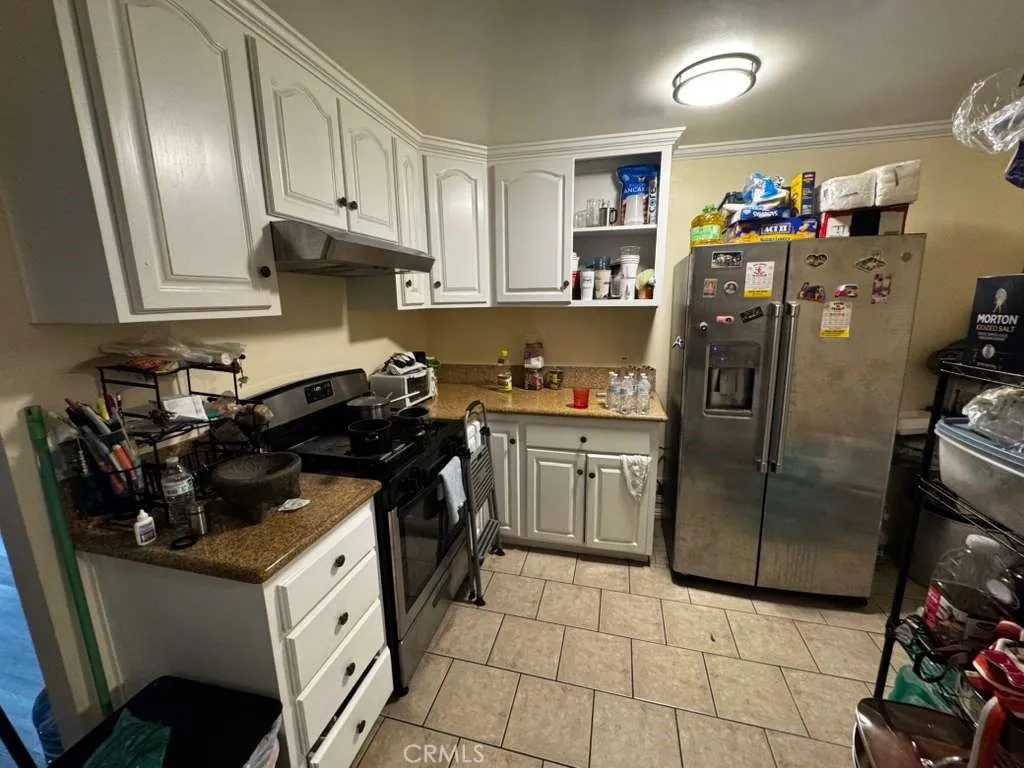 1238 E 71st