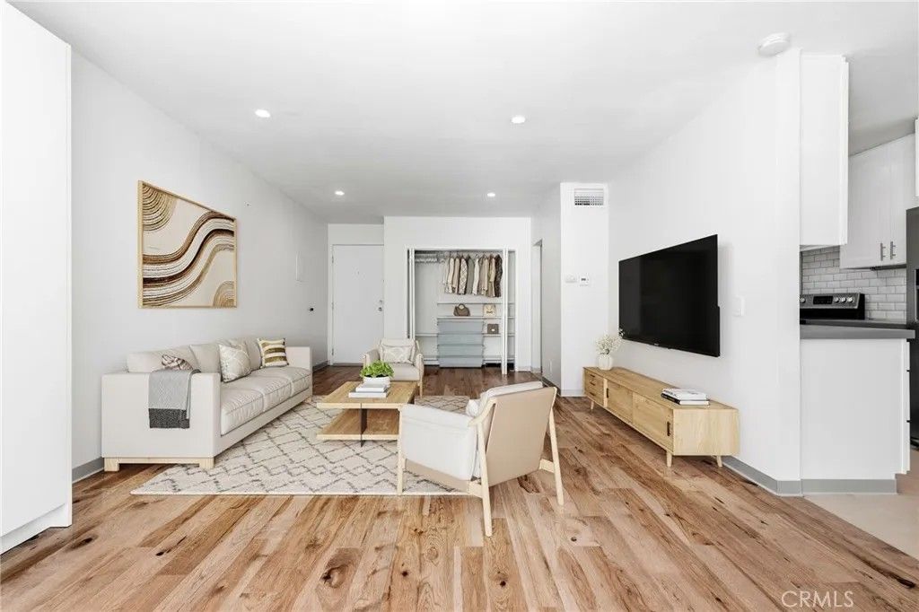 Photo of 1735 N Fuller Ave #330, Los Angeles, CA 90046 (MLS # CV26041078)