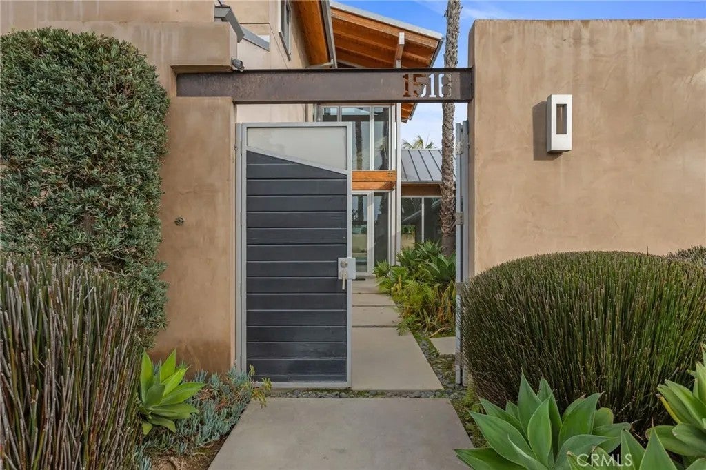 1518 Anita Lane
