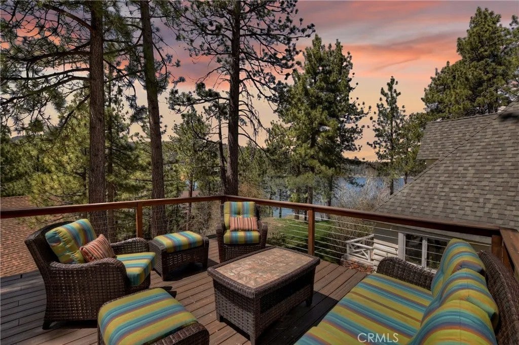 39080 Waterview Drive