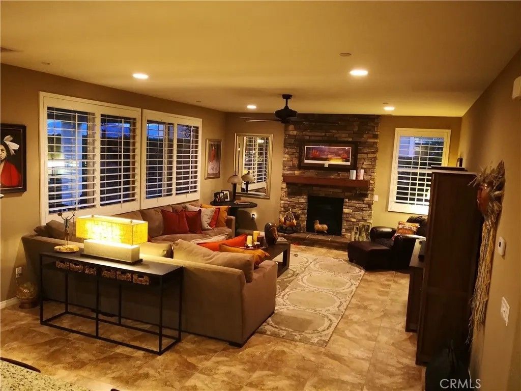 Photo of 28934 N West Hills Drive, Valencia, CA 91354 (MLS # SR26036949)