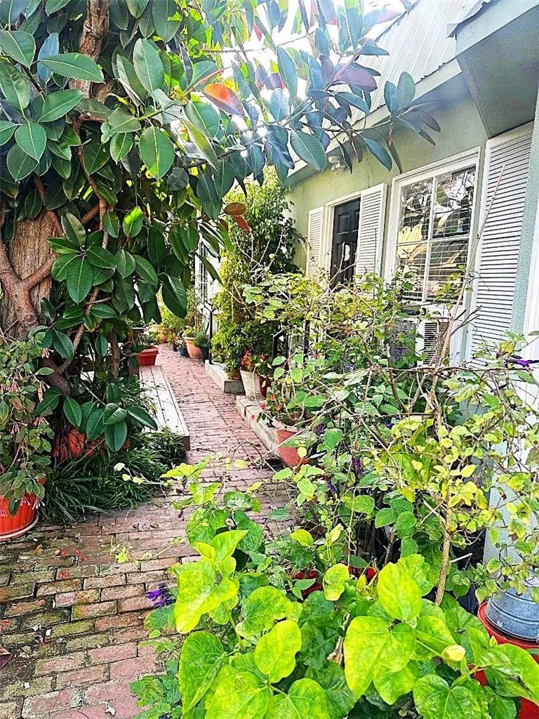 947 Manhattan Beach