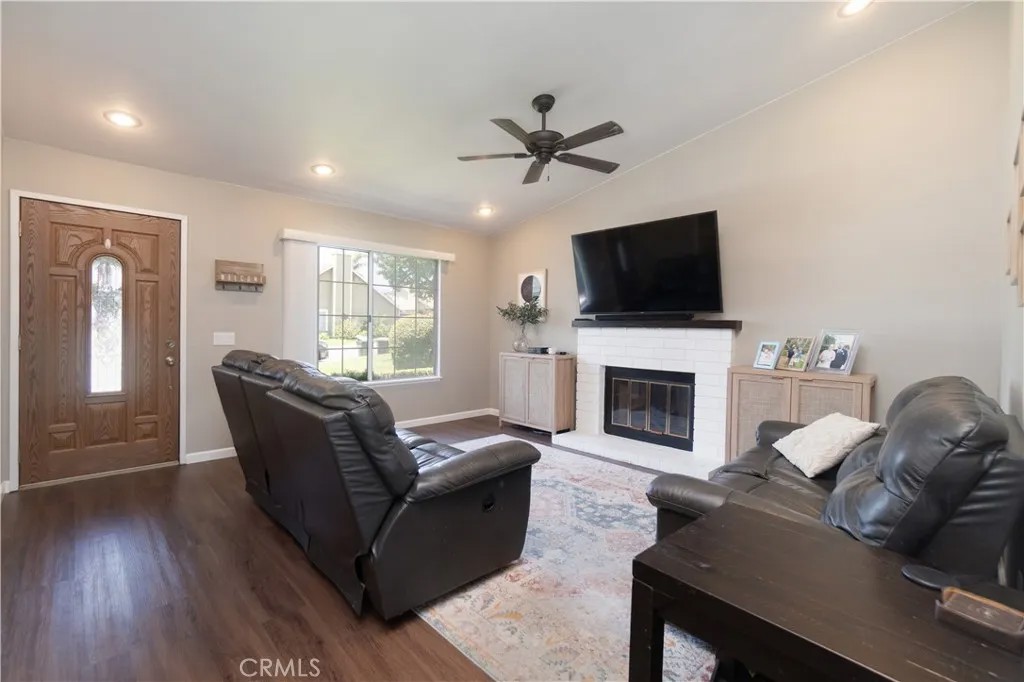 7255 Parkside Place