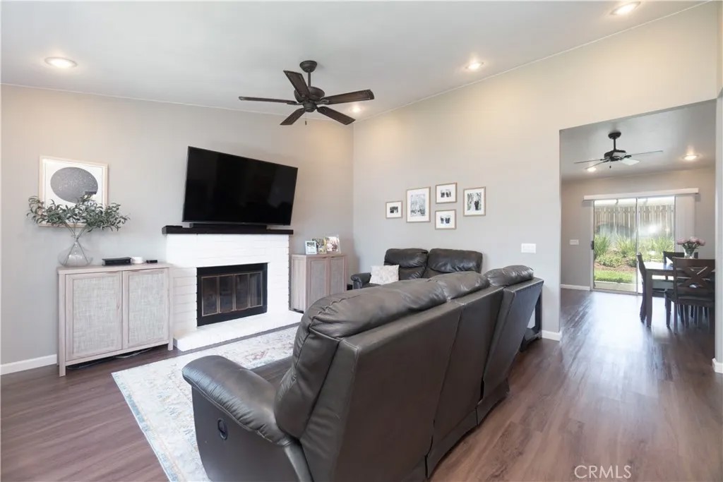 7255 Parkside Place