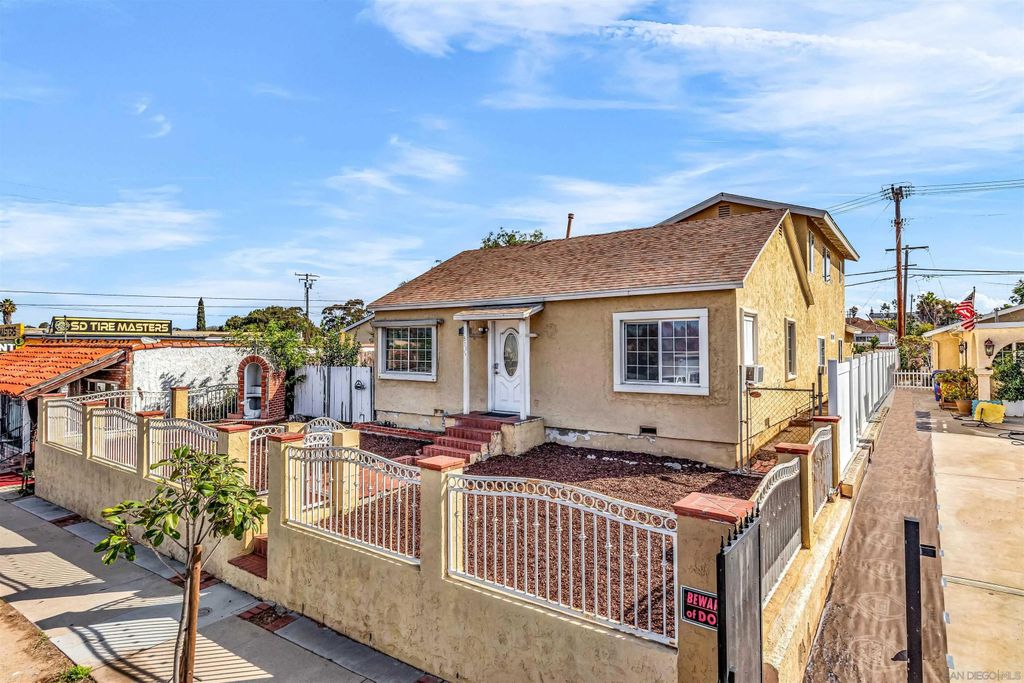 Photo of 511 S 45th St, San Diego, CA 92113 (MLS # 250041012)
