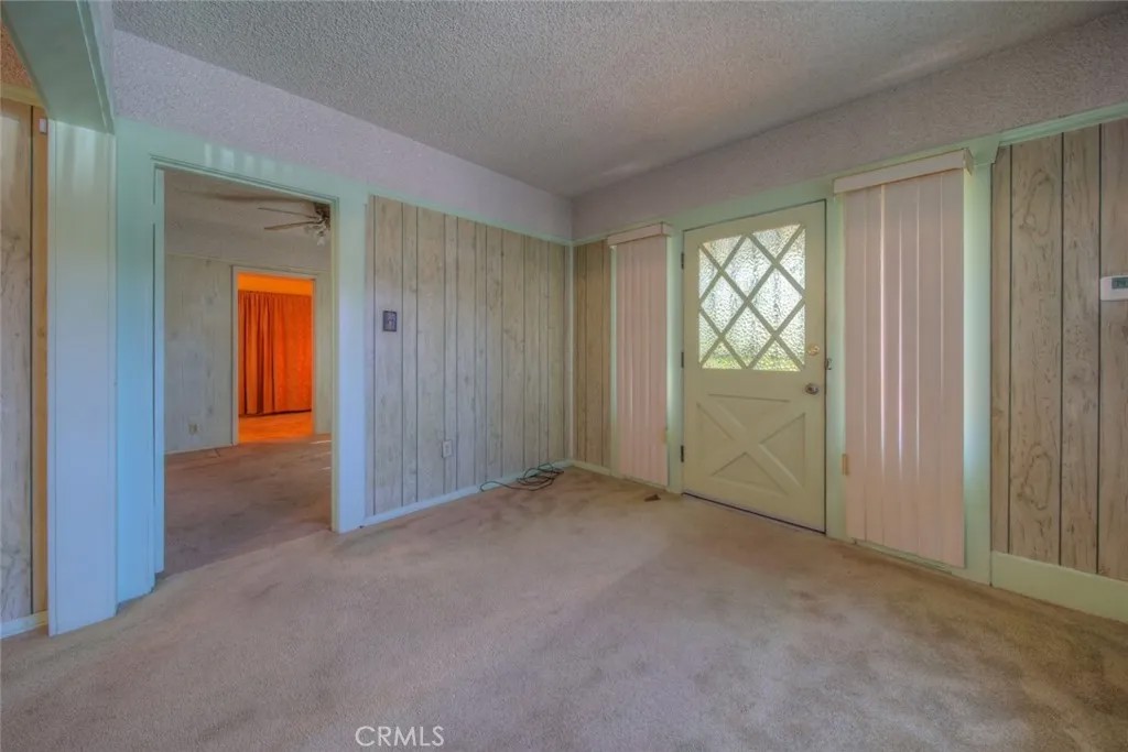 4202 Los Pinos Avenue