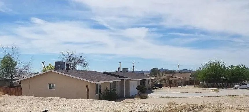Photo of 34327 Paris ST, Barstow, CA 92311 (MLS # DW26169076)