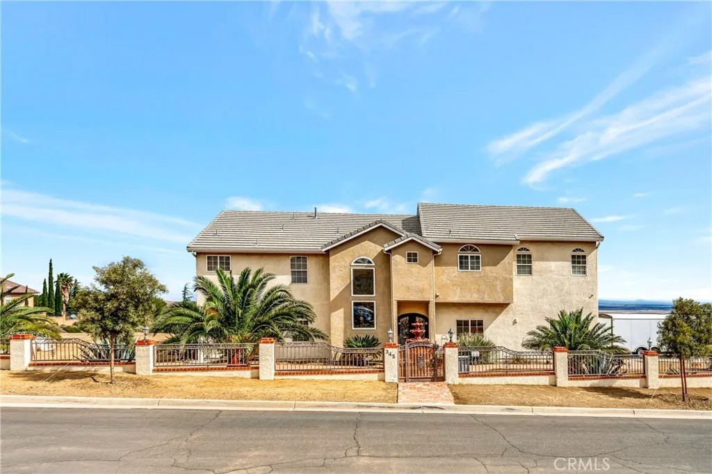 345 Lakeview