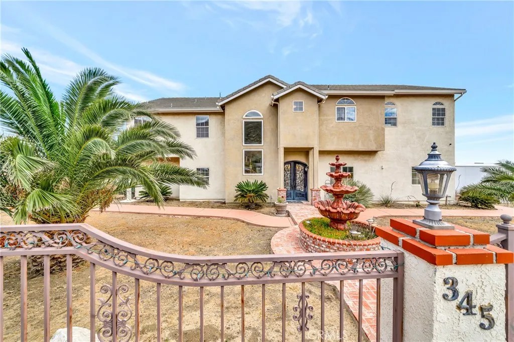 345 Lakeview