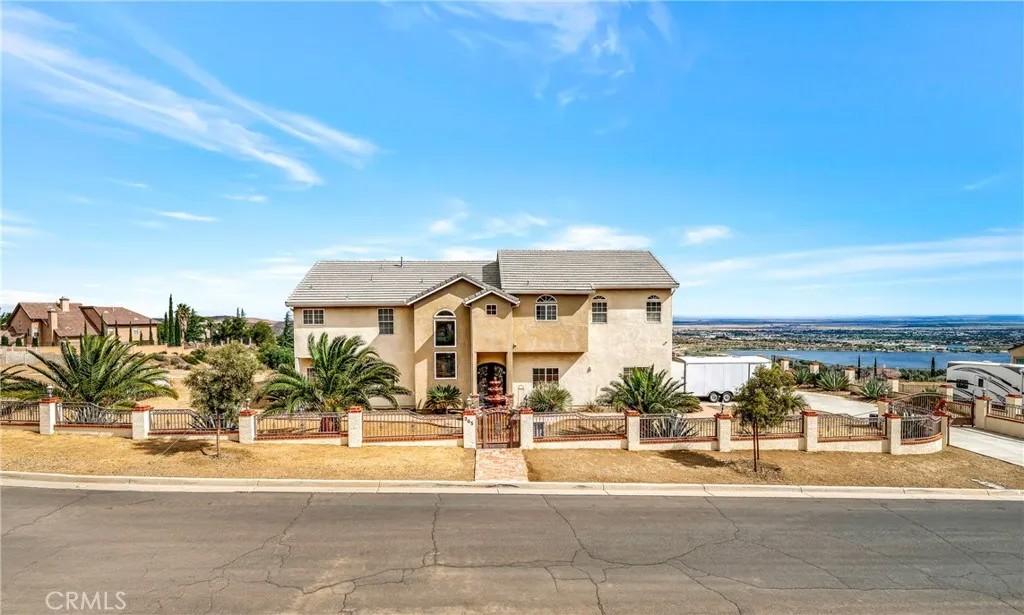 345 Lakeview