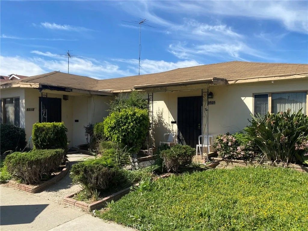Photo of 6509 Prospect Ave, Bell Gardens, CA 90201 (MLS # PW26056087)