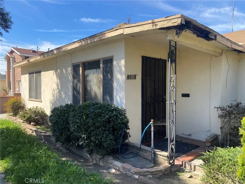 6509 Prospect
