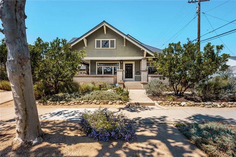 323 E Bixby