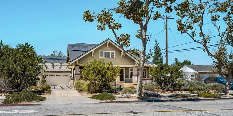 323 E Bixby