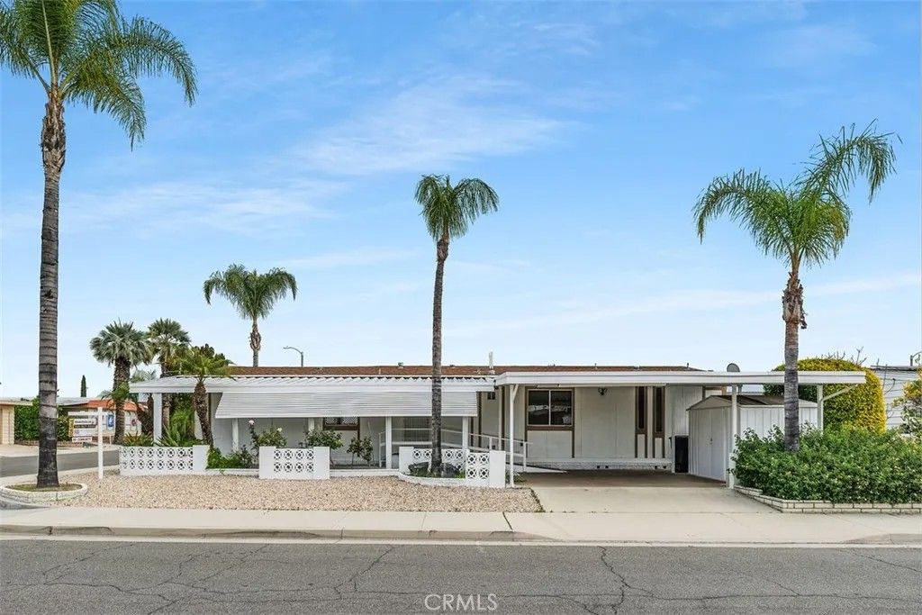 Photo of 1145 Santa Maria Drive, Hemet, CA 92543 (MLS # SW26028883)