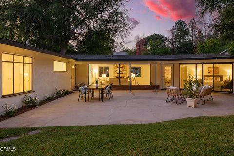Tiny photo for 5046 Fallhaven Lane, La Canada Flintridge, CA 91011 (MLS # P1-24684)