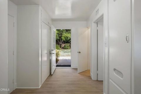 Tiny photo for 5046 Fallhaven Lane, La Canada Flintridge, CA 91011 (MLS # P1-24684)