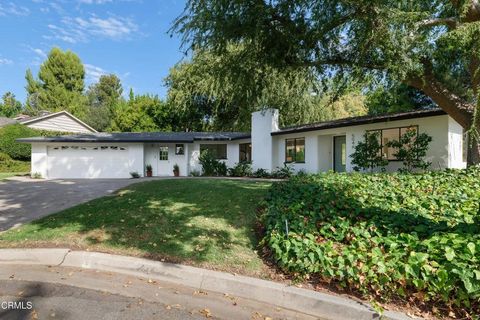 Tiny photo for 5046 Fallhaven Lane, La Canada Flintridge, CA 91011 (MLS # P1-24684)