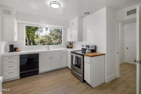 Tiny photo for 5046 Fallhaven Lane, La Canada Flintridge, CA 91011 (MLS # P1-24684)