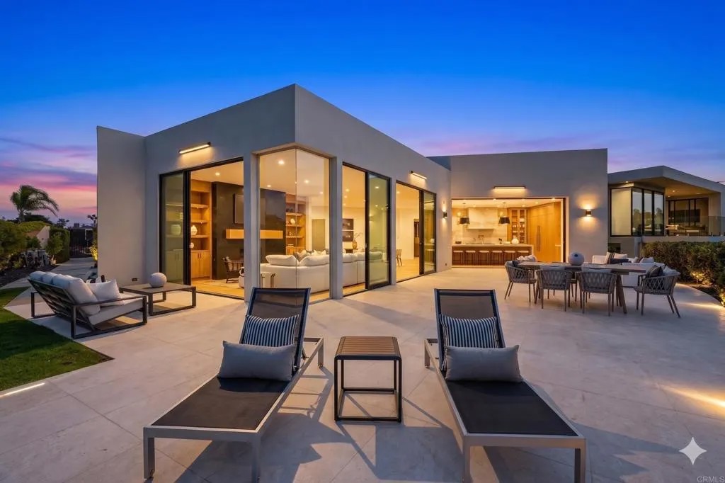 5875 La Jolla Mesa Drive