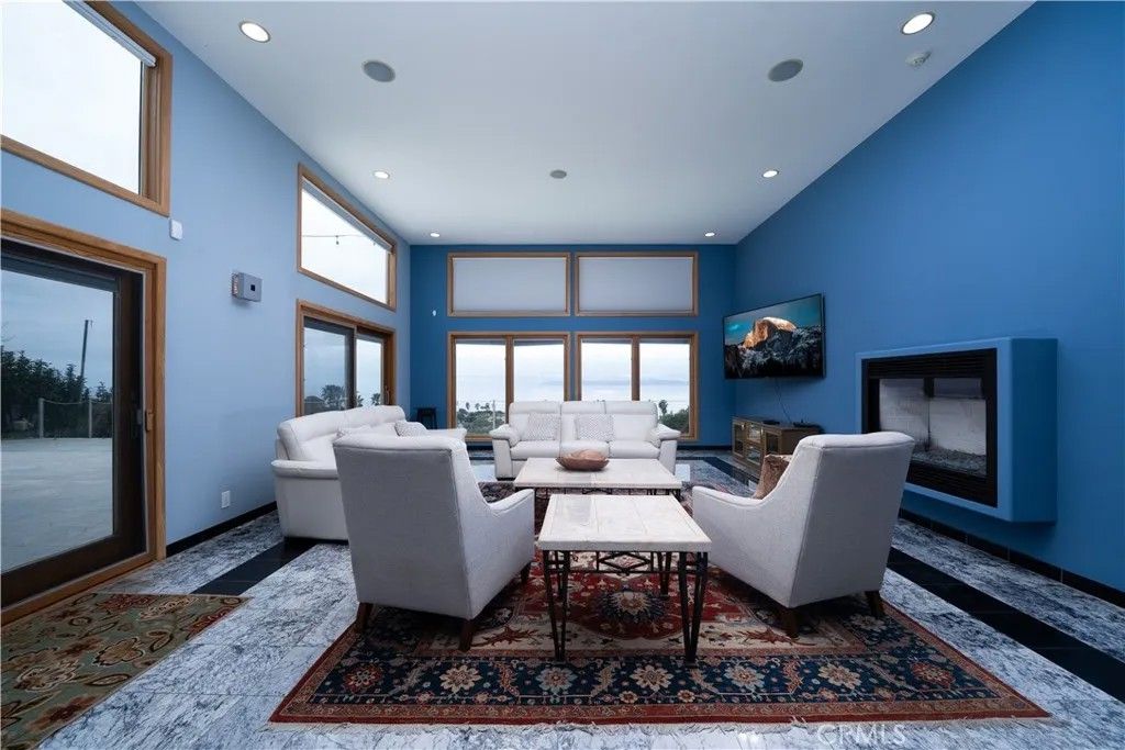 Photo of 1733 Vallecito, San Pedro, CA 90732 (MLS # OC25271287)