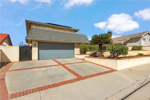 Photo of 1109 Overlook Ridge, Diamond Bar, CA 91765 (MLS # TR26044500)