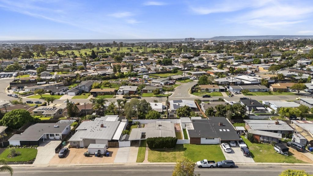 Photo of 1054 Cuyamaca Ave, Chula Vista, CA 91911 (MLS # 260004422)