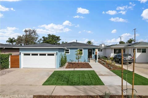 Photo of 209 E Mayfair AVE, Orange, CA 92867 (MLS # PW26157527)