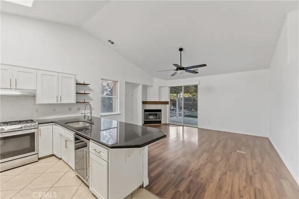 2670 Hicks