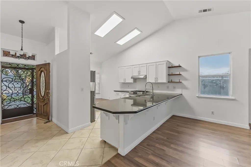 2670 Hicks