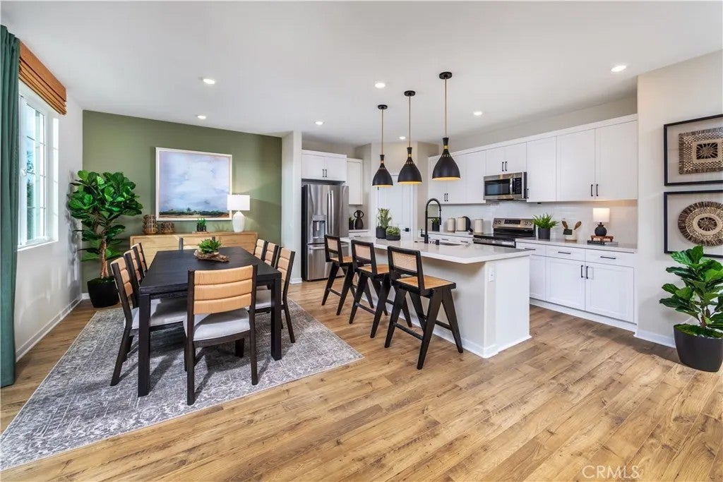 9557 Glenmore Forest Drive