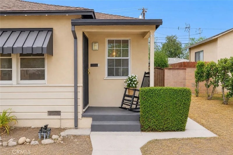 837 N 10th Avenue