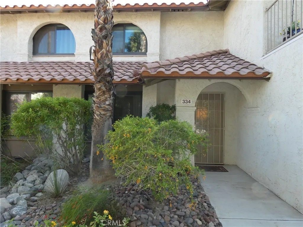 Photo of 334 W Santa Elena Rd, Palm Springs, CA 92262 (MLS # IG26090315)
